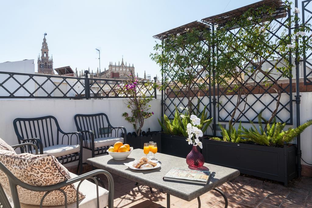 סביליה City Rooftop Paradise - Space Maison Apartments חדר תמונה